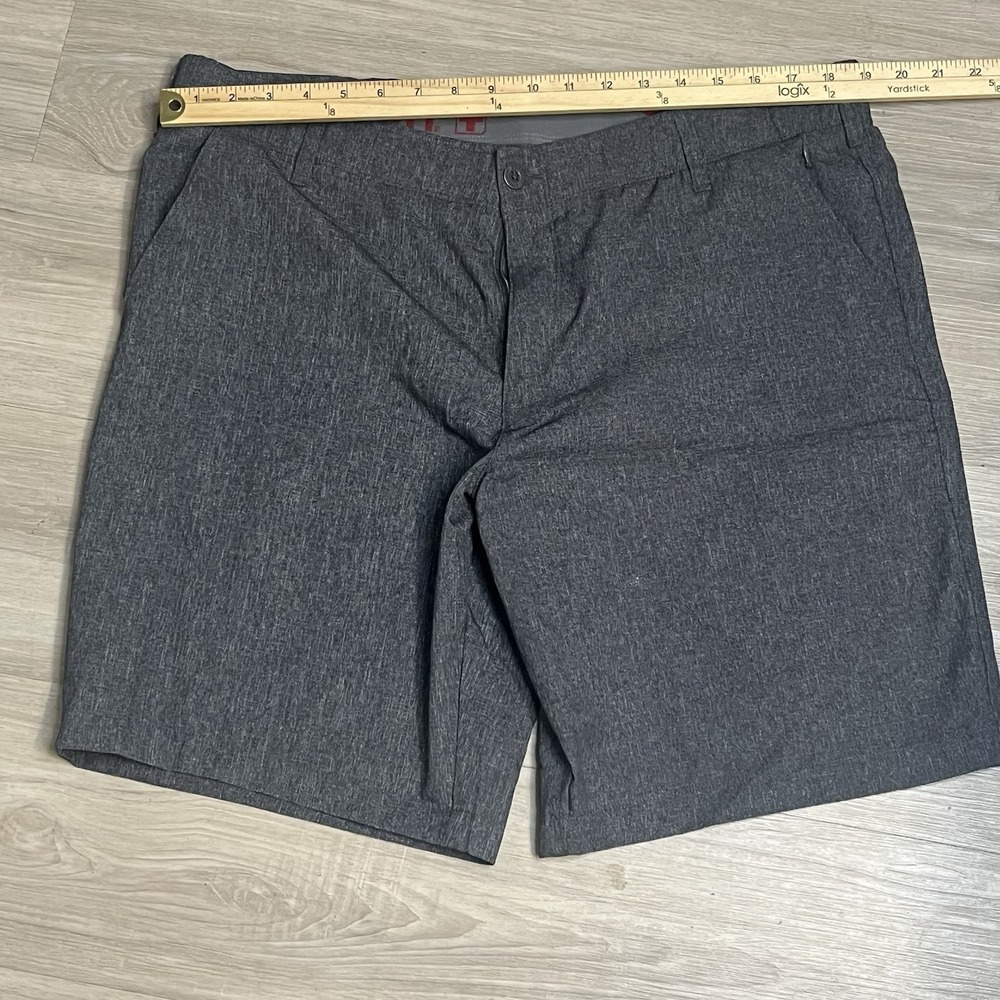 Swiss Tech Men's Shorts Size 38 Gray Stretch Outdoor Travel / Hiking / Golf - Picture 4 of 8